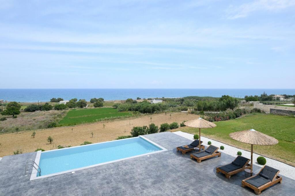 Blue Harmony Villa Dhramia Exterior photo