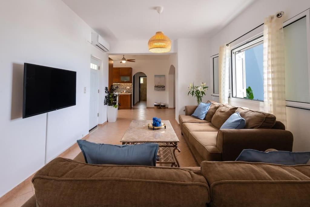 Blue Harmony Villa Dhramia Exterior photo